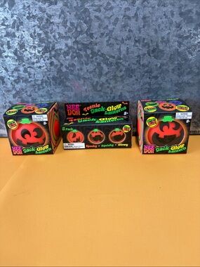 SET OF 3 packs!  NeeDoh Jack-O-Glow Pumpkin Squeezable Toy – Orange